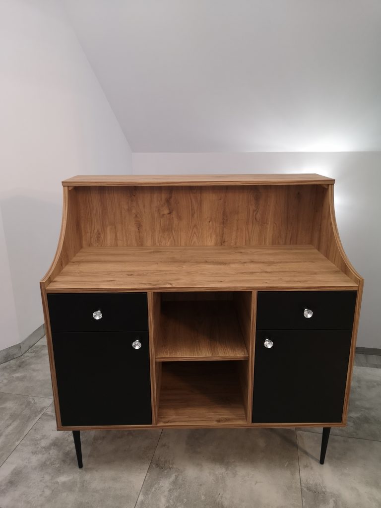 recepcja loft, nowoczesna recepcja, lada recepcyjna industrialna