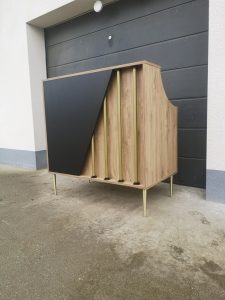 lada recepcyjna, recepcja fryzjerska, recepcja barberska