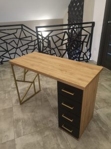 biurko_do_manicure_kosmetyczne