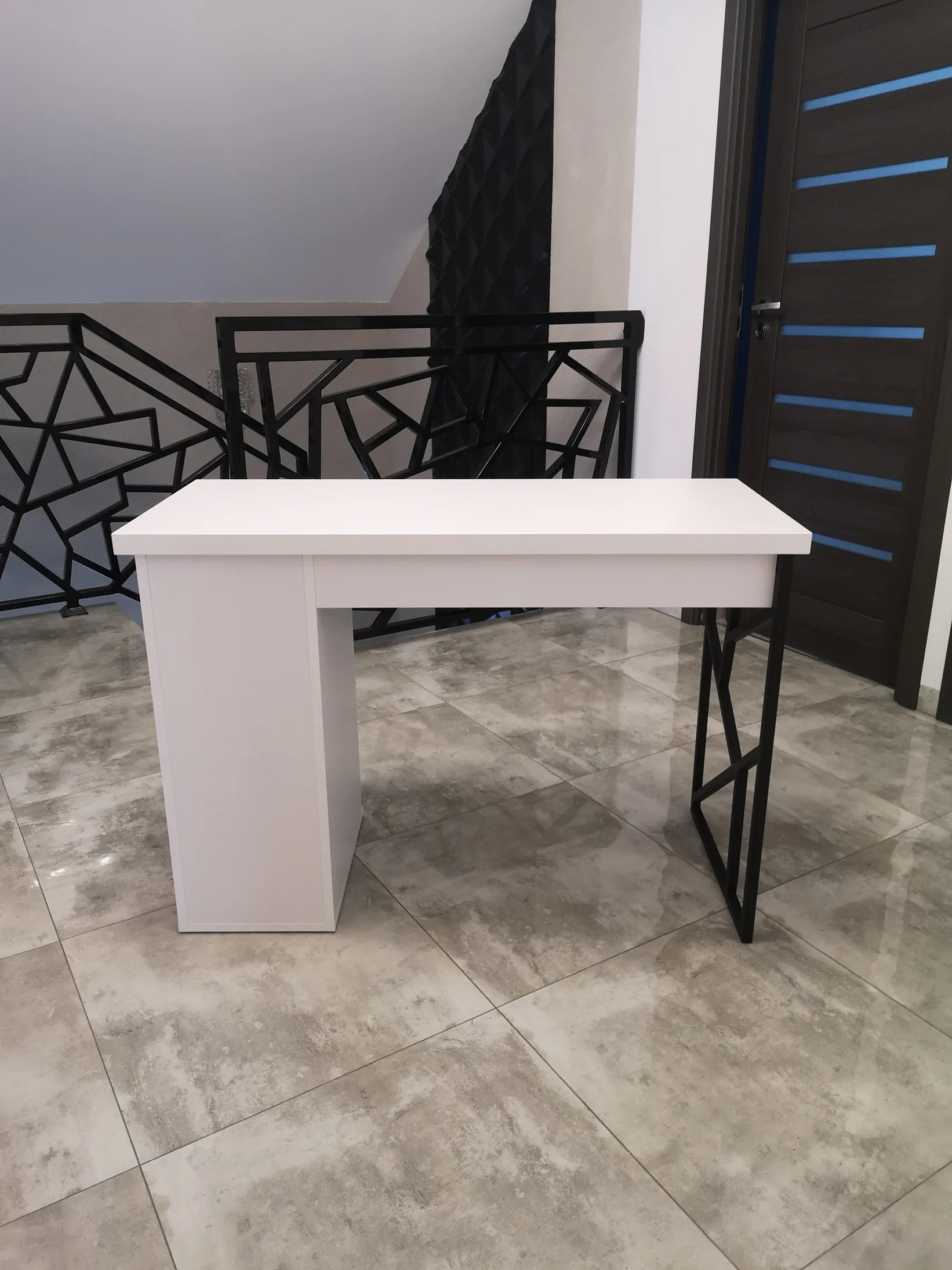 biurko_do_manicure_loft