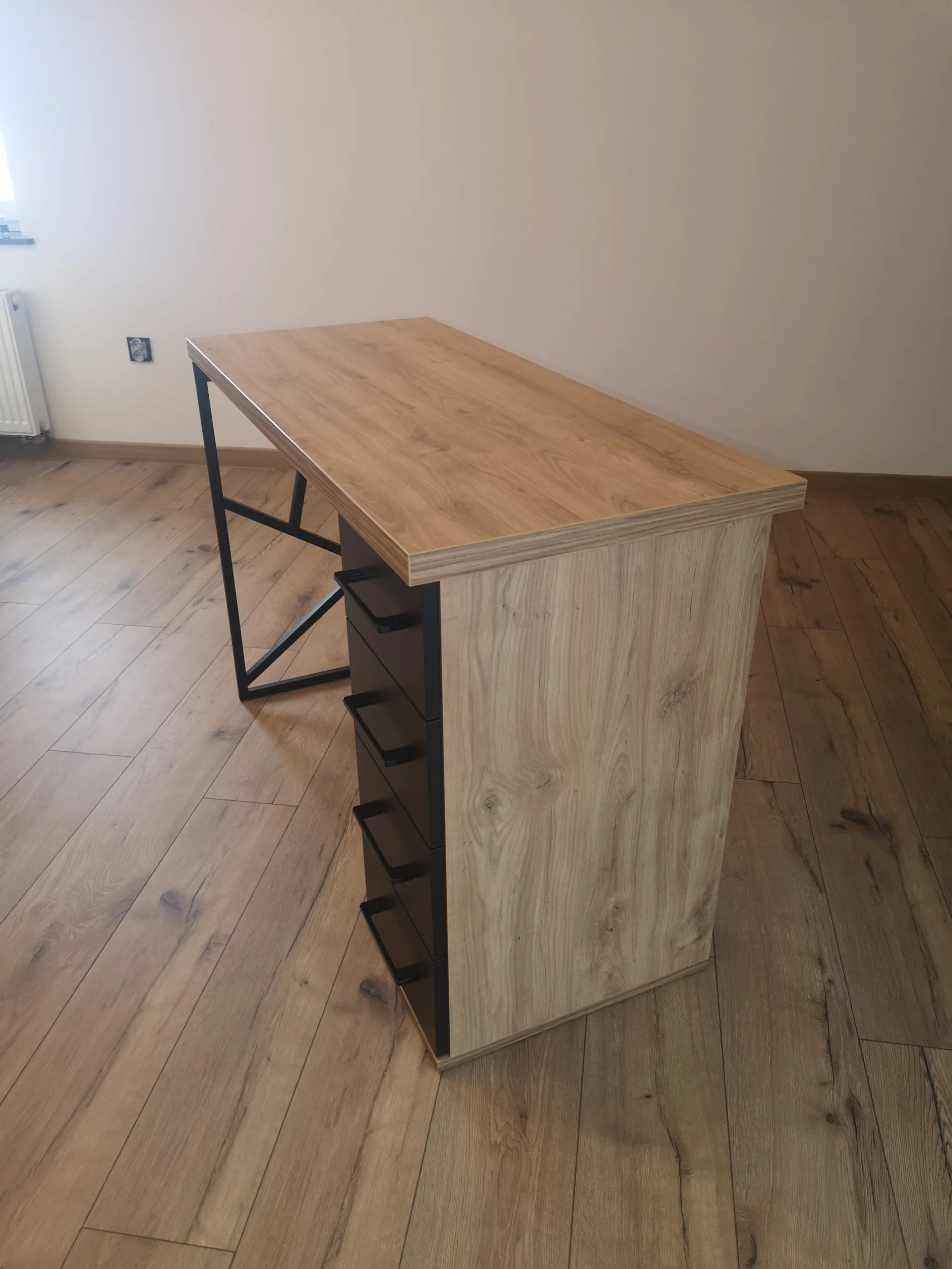 biurko do manicure, biurko do paznokci