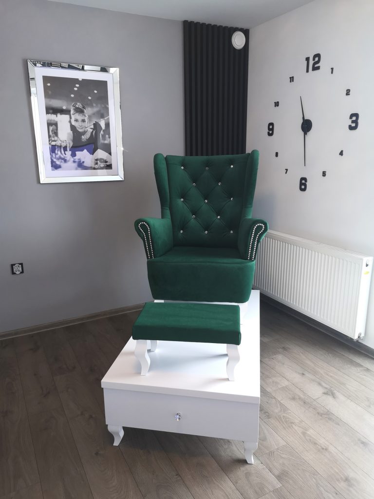 Podest do pedicure, zestaw do pedicure, stanowisko do pedicure, fotel kosmetyczny
