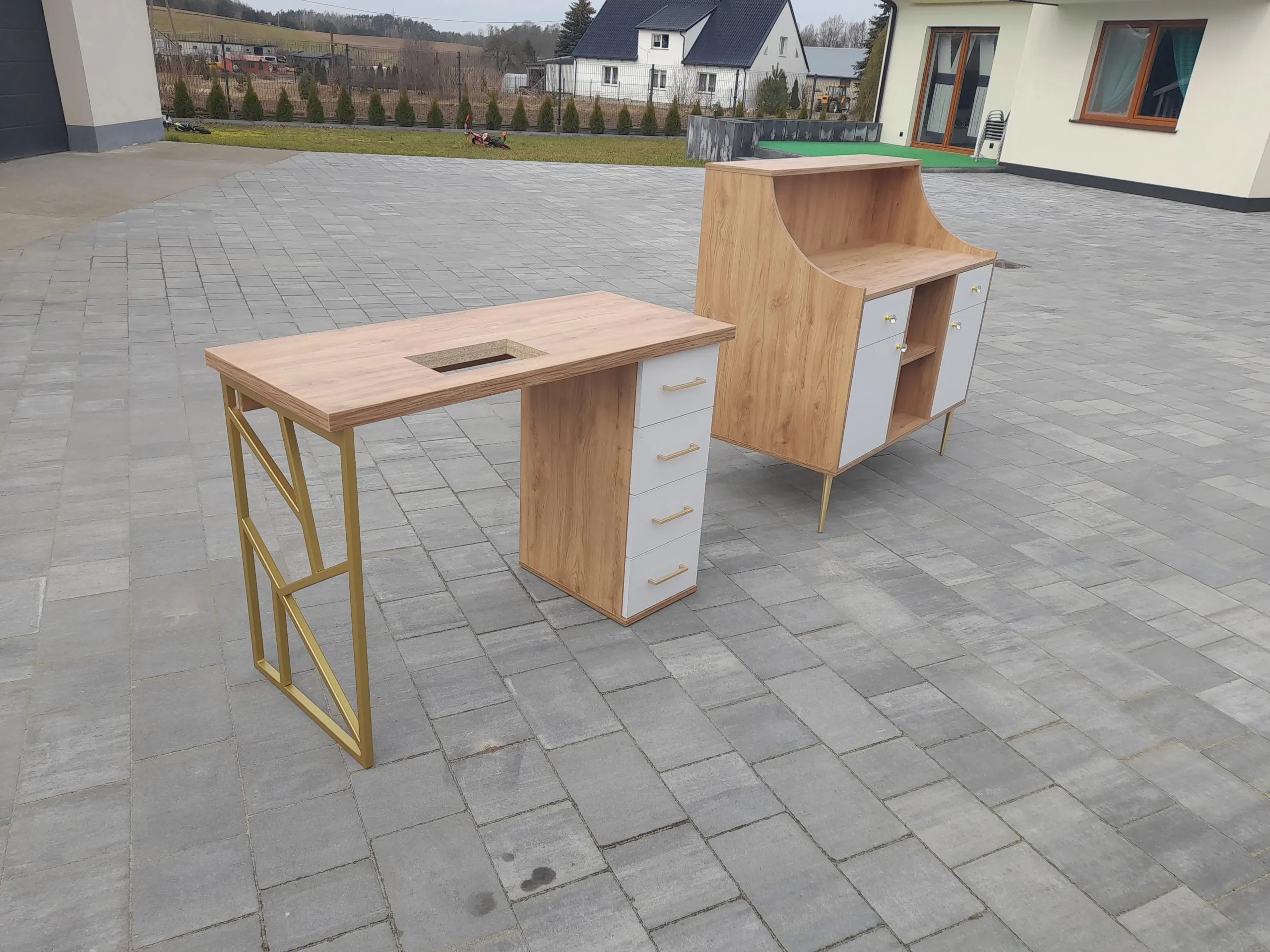 Biurko do manicure loft, biurko podwójne, stolik kosmetyczny loft dwustanowiskowy, stół kosmetyczny loft