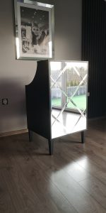 Recepcja glamour, biurko ryflowane, recepcja kosmetyczna, recepcja, lada recepcyjna, recepcja do salonu beauty