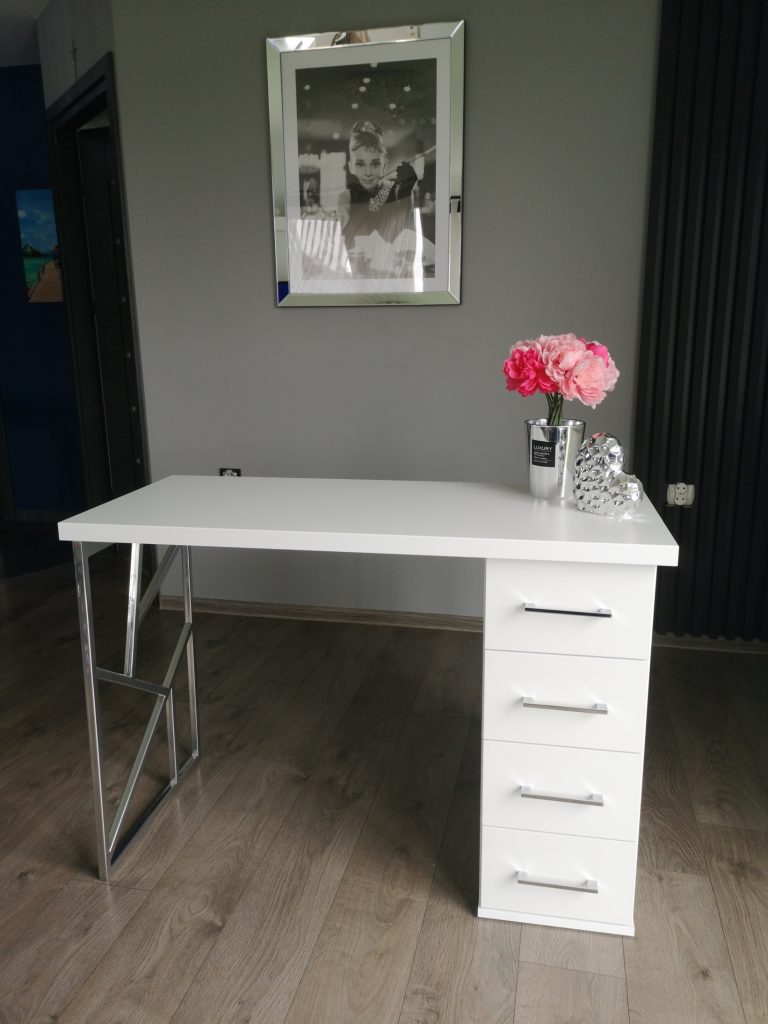 Biurko kosmetyczne, stół kosmetyczny, biurko do manicure z pochłaniaczem pyłu, biurko kosmetyczne afinia, biruko do manicure glamour