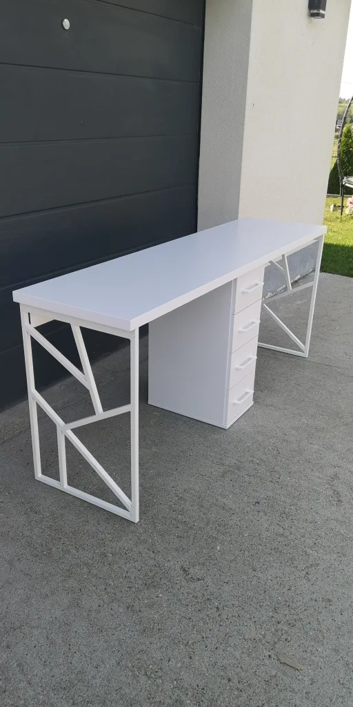 Biurko kosmetyczne, stół kosmetyczny, biurko do manicure z pochłaniaczem pyłu, biurko kosmetyczne afinia, biruko do manicure glamour