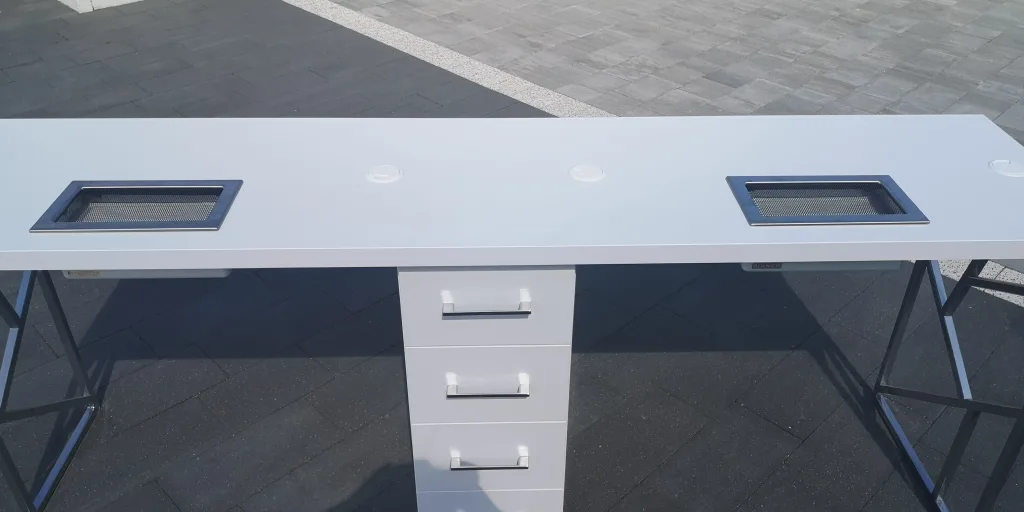 Biurko kosmetyczne, stół kosmetyczny, biurko do manicure z pochłaniaczem pyłu, biurko kosmetyczne afinia, biruko do manicure glamour