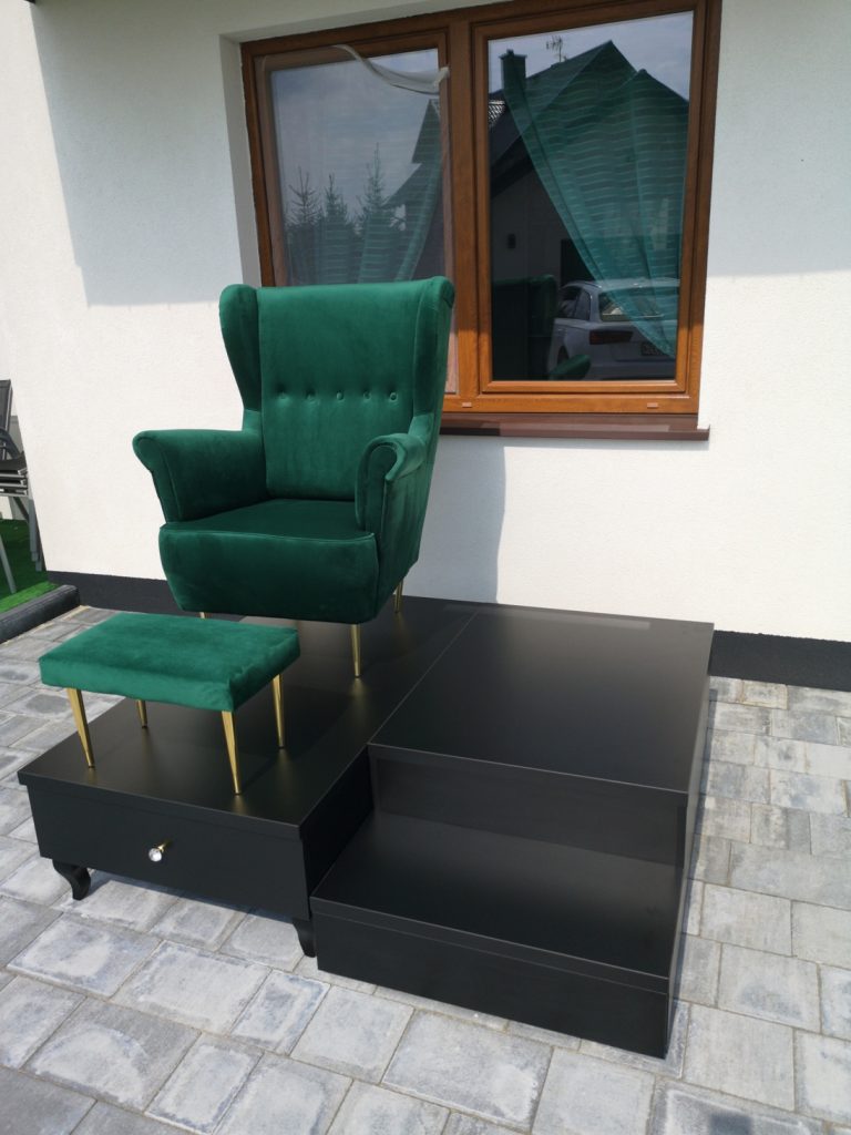 Stanowisko do pedicure. Fotel kosmetyczny do pedicure. Podest do pedicure.