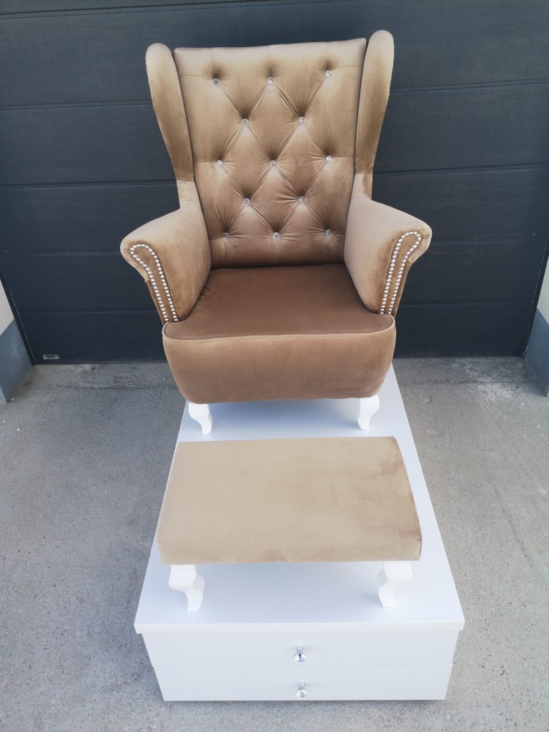 podest do pedicure, stanowisko do pedicure, zestaw do pedicure, stanowisko do pedicure, fotel kosmetyczny, fotel do pedicure.