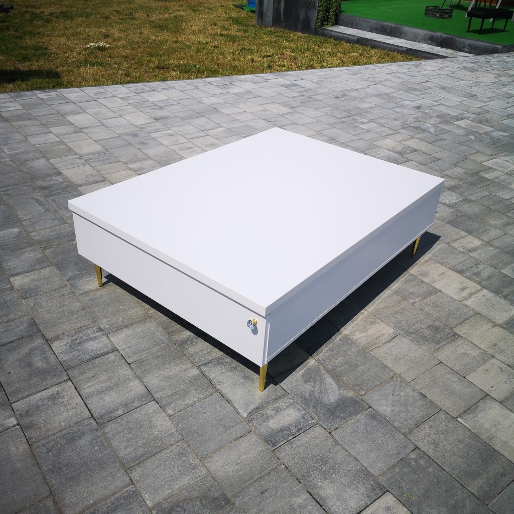 Podest do pedicure, stanowisko do pedicure.