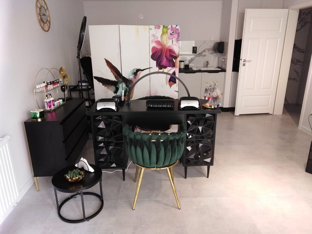 Biurko kosmetyczne, stół kosmetyczny, biurko do manicure z pochłaniaczem pyłu, biurko kosmetyczne afinia, biruko do manicure glamour