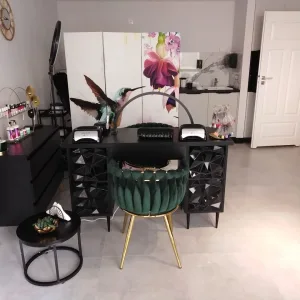 Biurko kosmetyczne, stół kosmetyczny, biurko do manicure z pochłaniaczem pyłu, biurko kosmetyczne afinia, biruko do manicure glamour