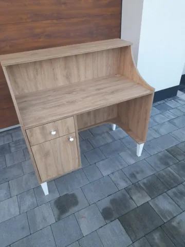 recepcja drewno, recepcja biurko, lada recepcja, biurko do recepcji, recepcja kosmetyczna, recepcja loft, lada loft, recepcja glamour, recepcja drewniana