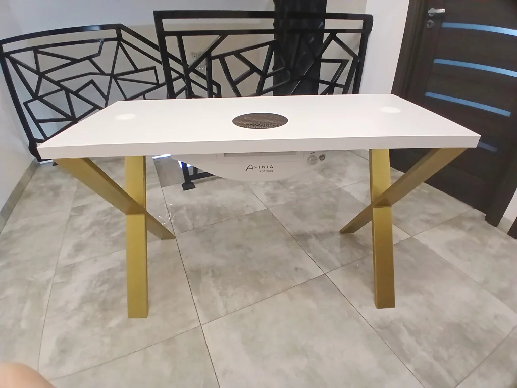 Biurko kosmetyczne, stół kosmetyczny, biurko do manicure z pochłaniaczem pyłu, biurko kosmetyczne afinia, biruko do manicure glamour