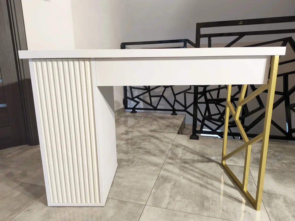 Biurko kosmetyczne, stół kosmetyczny, biurko do manicure z pochłaniaczem pyłu, biurko kosmetyczne afinia, biruko do manicure glamour