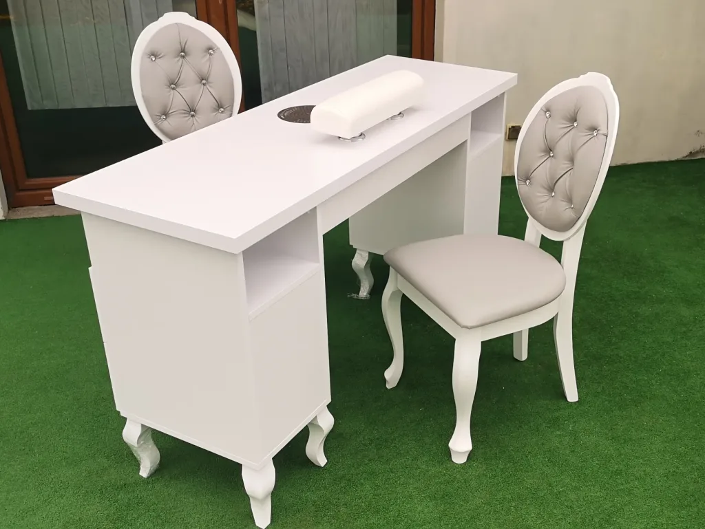 biurko-kosmetyczne, biurko do manicure, białe biurko kosmetyczne