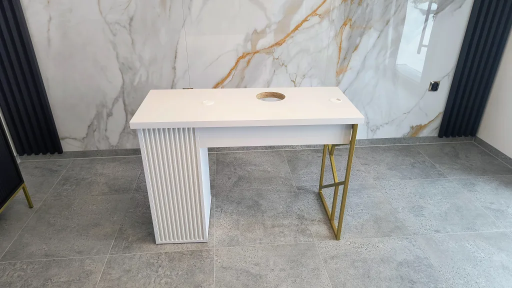 biurko do manicure ryflowane, biurko do paznokci