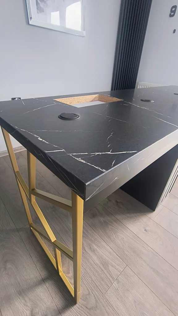 Biurko kosmetyczne, stół kosmetyczny, biurko do manicure z pochłaniaczem pyłu, biurko kosmetyczne afinia, biruko do manicure glamour