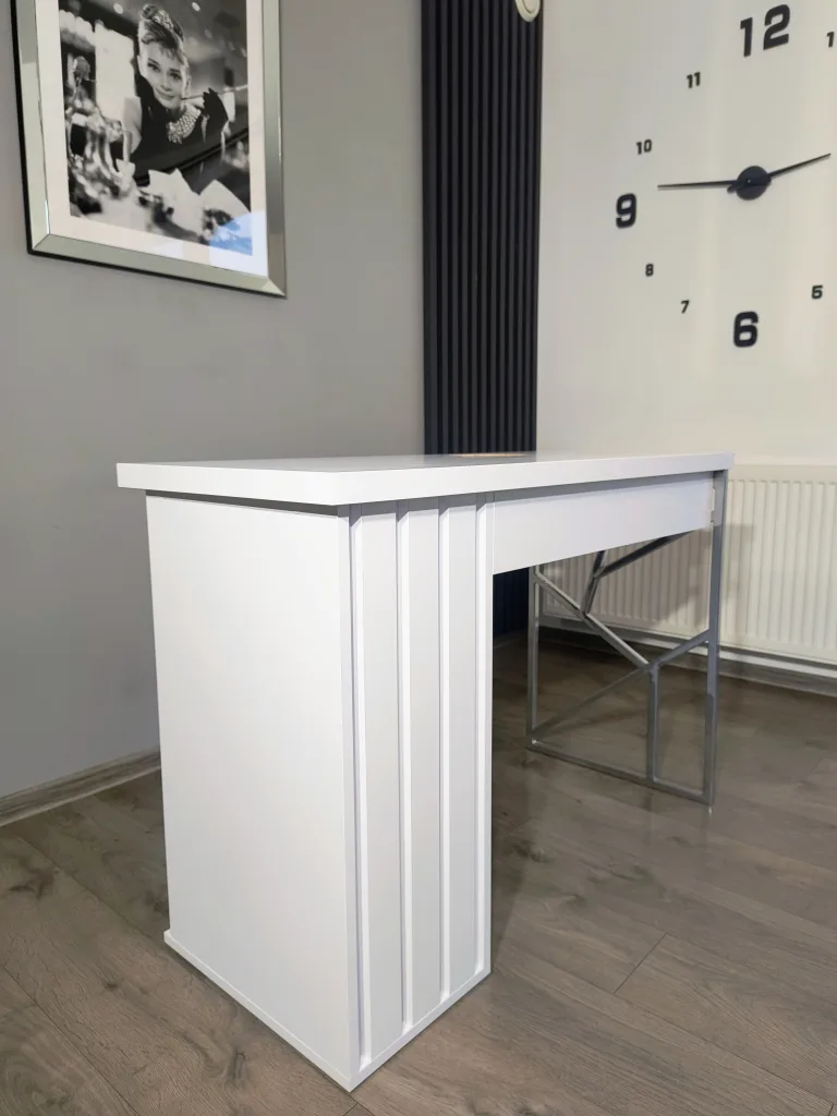 biurko-kosmetyczne, biurko do manicure, białe biurko kosmetyczne