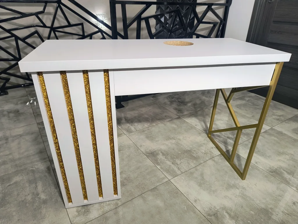 biurko-kosmetyczne, biurko do manicure, białe biurko kosmetyczne
