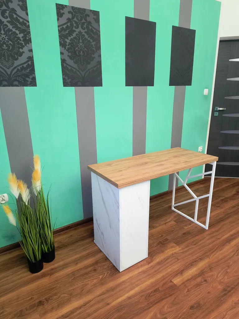 biurko-kosmetyczne, biurko do manicure, białe biurko kosmetyczne, biurko marmur, biurko kosmetyczne marmur