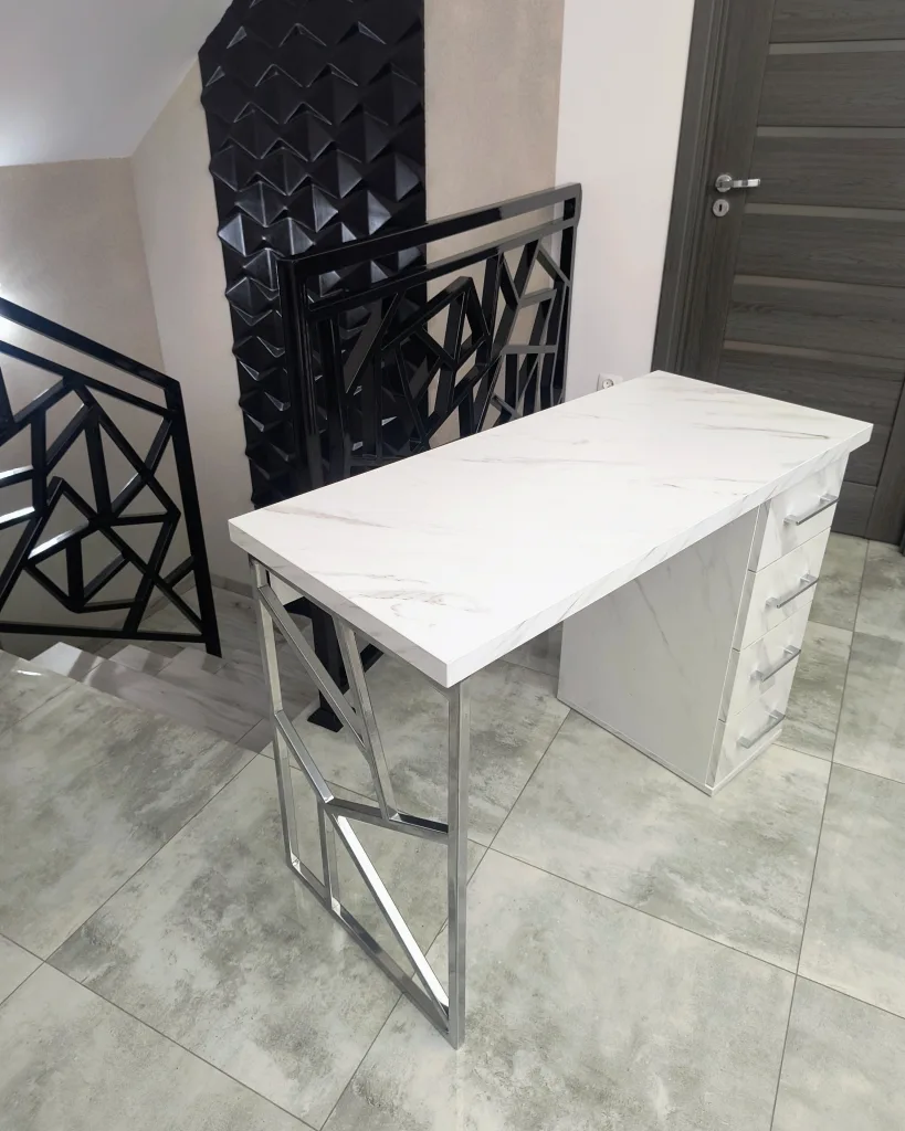 biurko-kosmetyczne, biurko do manicure, białe biurko kosmetyczne, biurko marmur, biurko kosmetyczne marmur