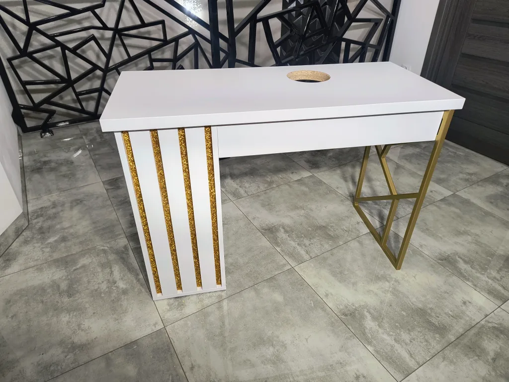 biurko-kosmetyczne, biurko do manicure, białe biurko kosmetyczne