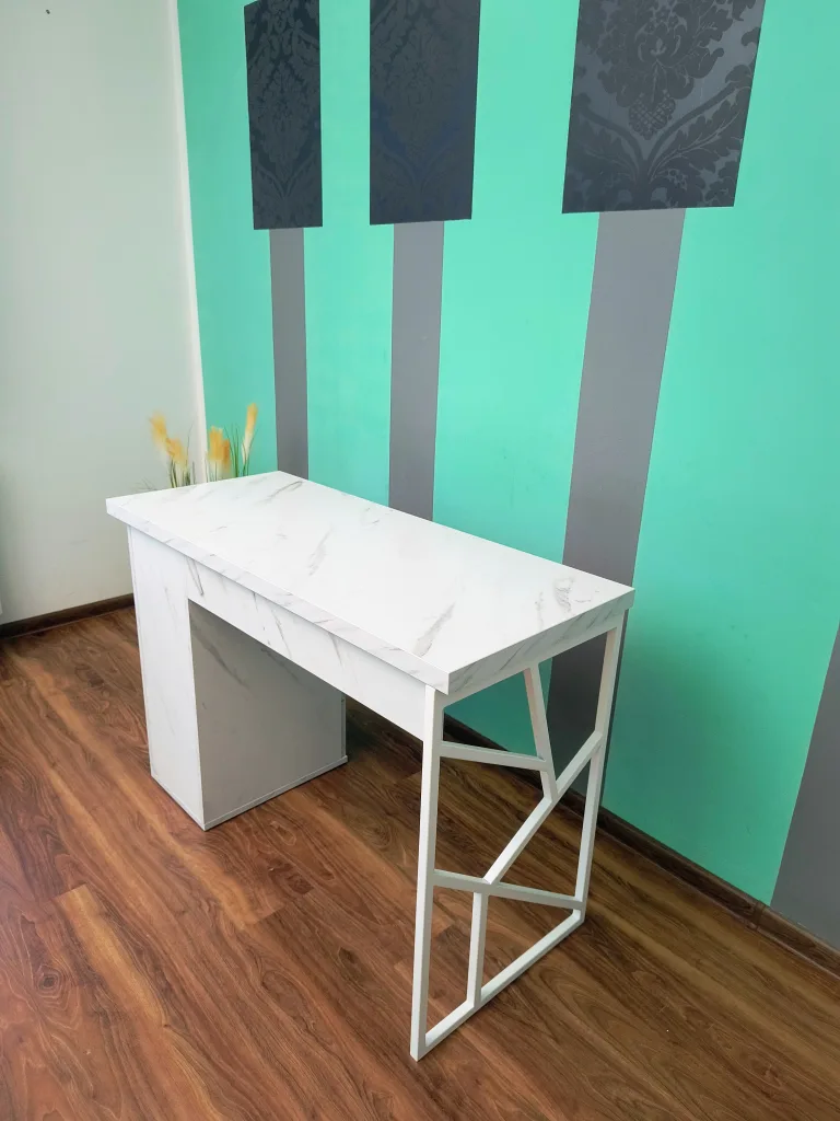 biurko-kosmetyczne, biurko do manicure, białe biurko kosmetyczne, biurko marmur, biurko kosmetyczne marmur
