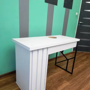 biurko-kosmetyczne, biurko do manicure, białe biurko kosmetyczne