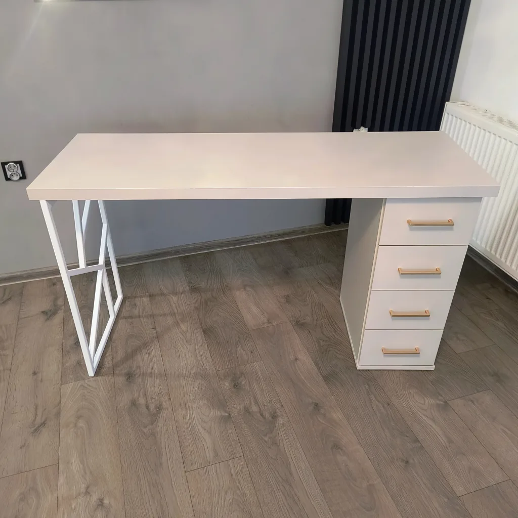 biurko-kosmetyczne, biurko do manicure, białe biurko kosmetyczne, biurko marmur, biurko kosmetyczne marmur, biurko kaszmir