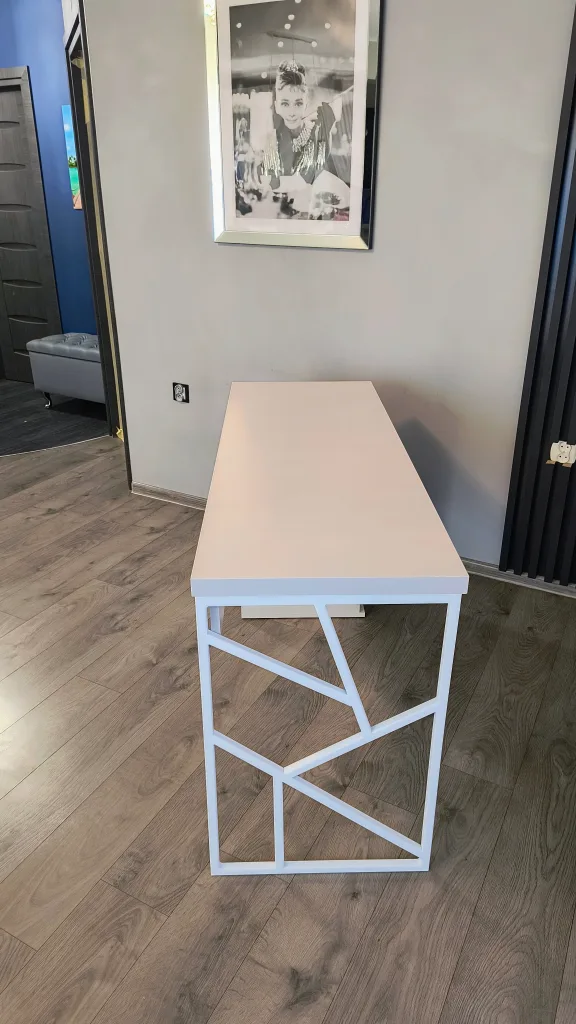 biurko-kosmetyczne, biurko do manicure, białe biurko kosmetyczne, biurko marmur, biurko kosmetyczne marmur, biurko kaszmir