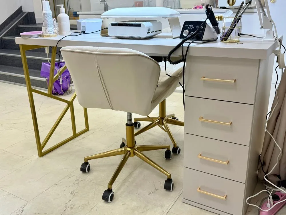 biurko do paznokci, biurko do manicure kaszmir, biurko kaszmir złote nogi