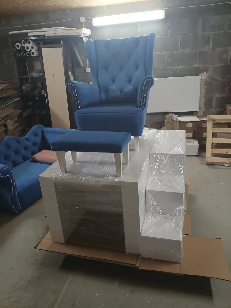 podest do pedicure, stanowisko do pedicure, podest pod fotel, fotel kosmetyczny, podest wysoki z wnęką.