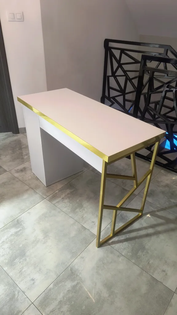 Biurko kosmetyczne, stół kosmetyczny, biurko do manicure z pochłaniaczem pyłu, biurko kosmetyczne afinia, biruko do manicure glamour