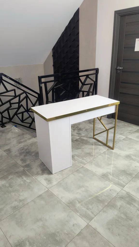 Biurko kosmetyczne, stół kosmetyczny, biurko do manicure z pochłaniaczem pyłu, biurko kosmetyczne afinia, biruko do manicure glamour