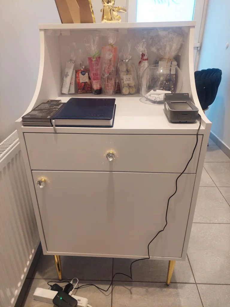 mała recepcja, mini recepcja, recepcja kosmetyczna