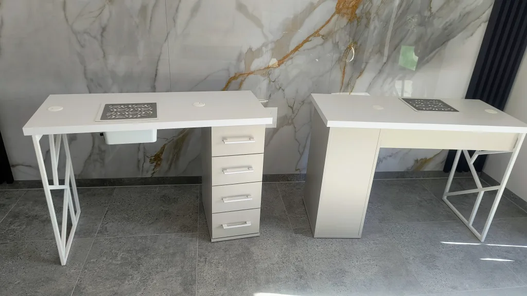 biurko do paznokci, biurko do stylizacji paznokci